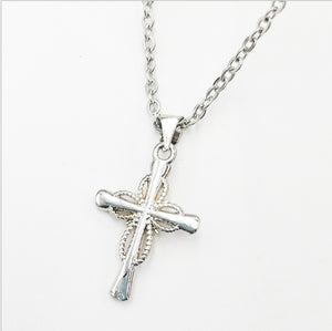 Octagonal Star Cross Alloy Pendant – Elegant Symbolic Necklace by Iconiqu Amsterdam