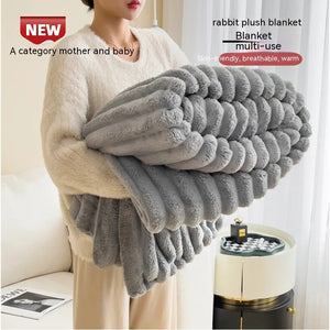 CloudHug™ Velvet Fur Blanket – Ultra-Soft Double-Sided Throw | Iconiqu Amsterdam