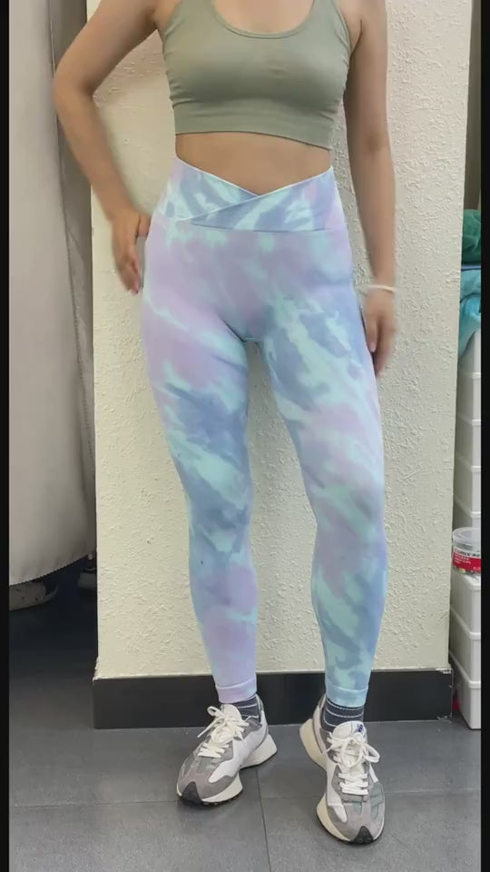 FlexFlare™ seamless tie-dye leggings for women by Iconiqu Amsterdam